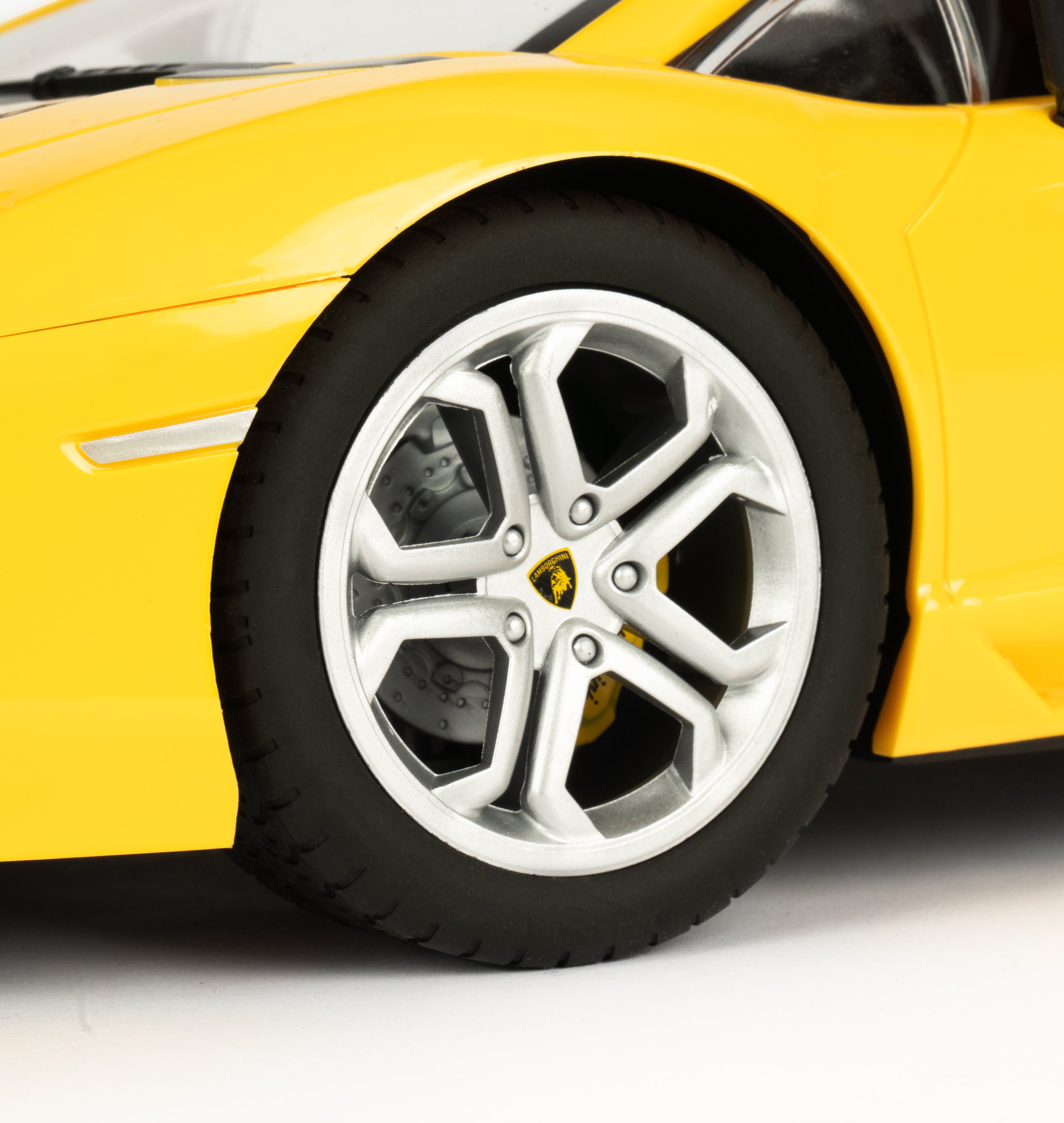 Coche RC Lamborghini Aventador [1:10] 