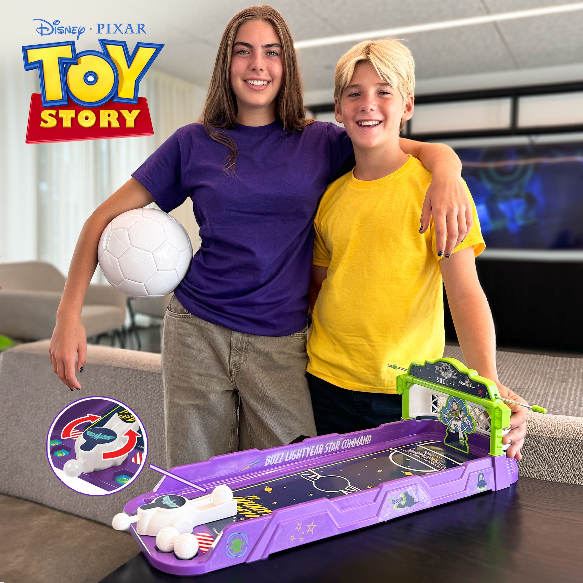 Juego de fútbol de Buzz Lightyear