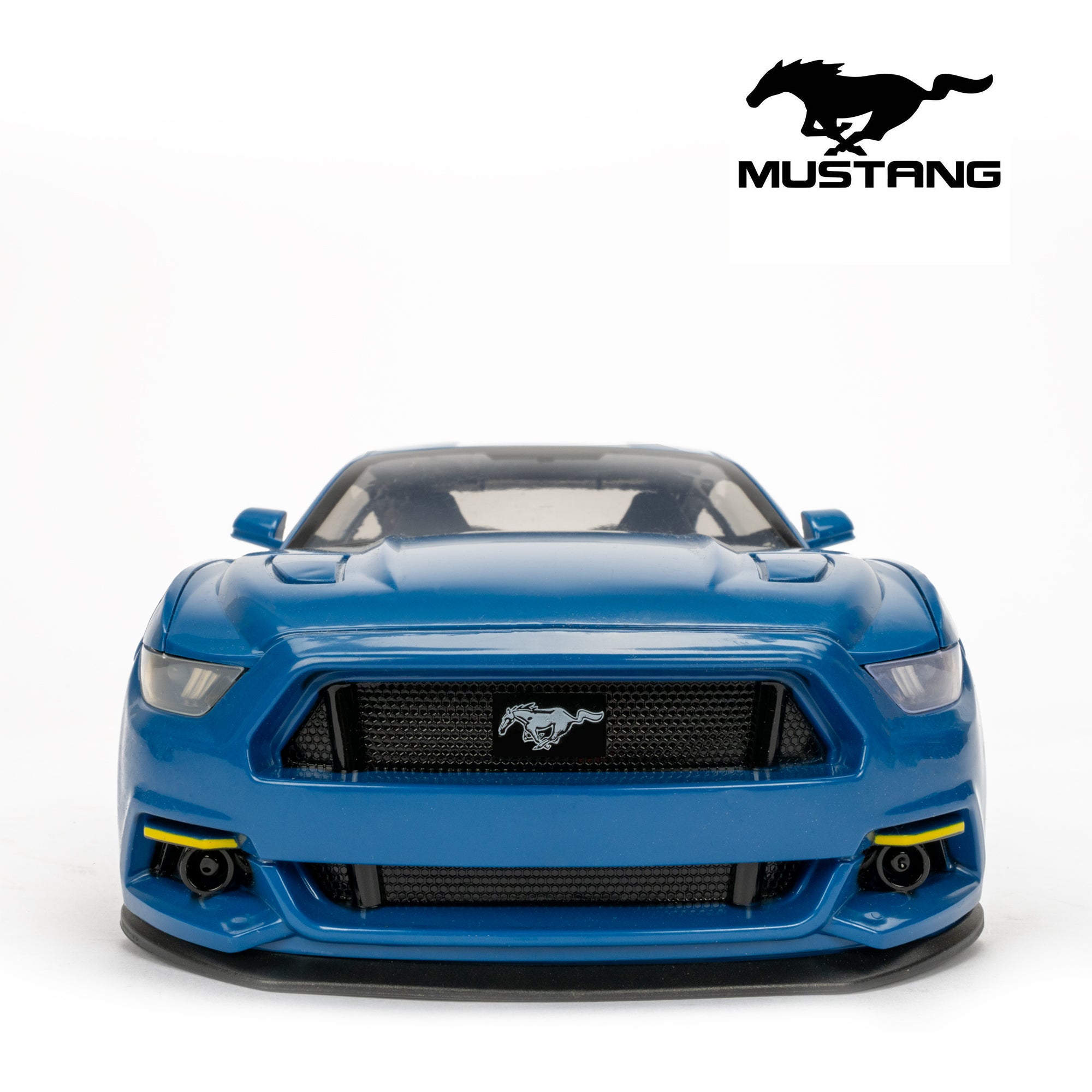 Ford Mustang GT eléctrico con radiocontrol y todas las funciones [1:14] 
