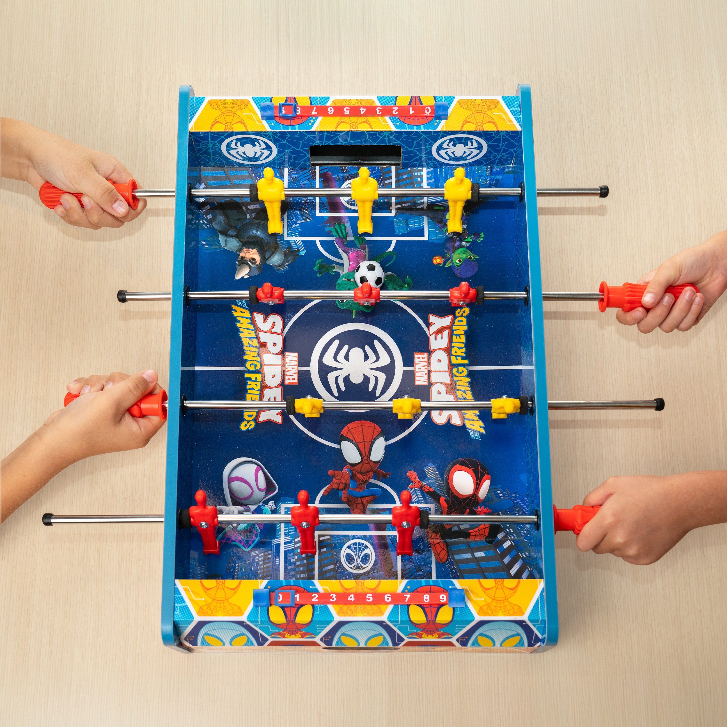 Juego de futbolín de mesa Spidey y sus increíbles amigos